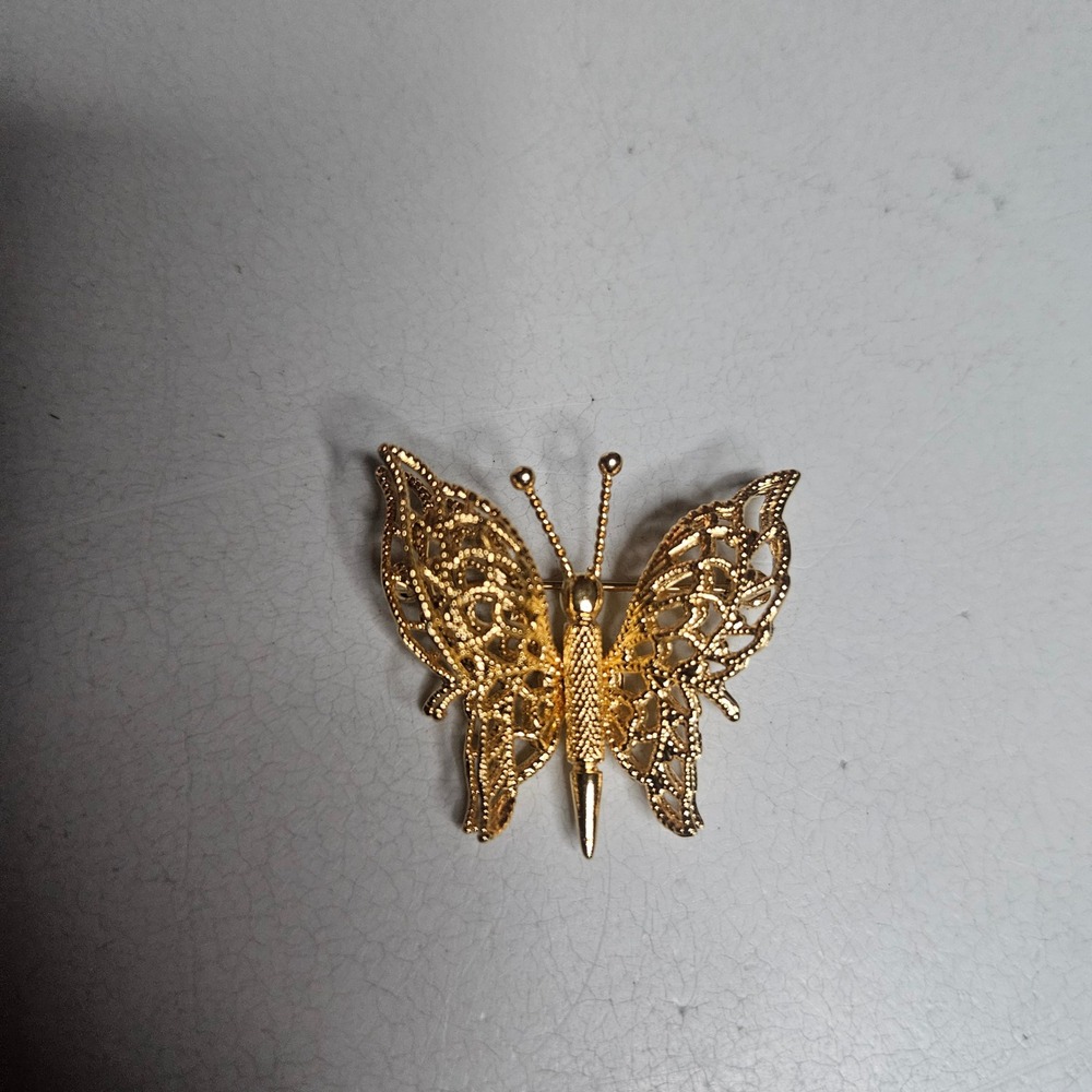 Vintage Monet Gold Tone Filigree Butterfly Brooch Pin Signed Jewelry